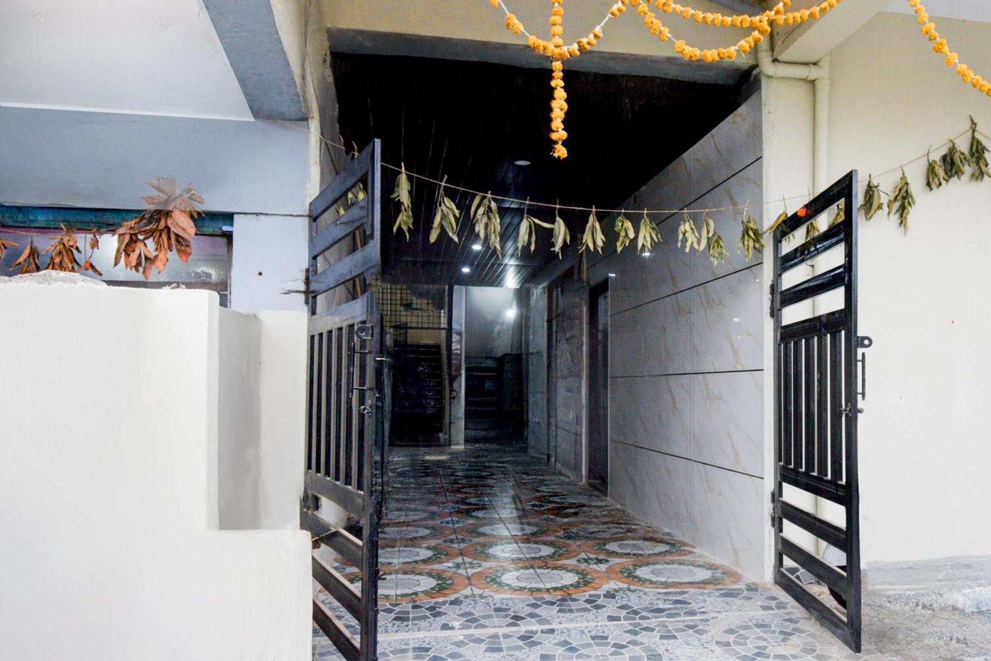 Hotel Super Collection O Srisailam Highway Shamshabad Exterior foto
