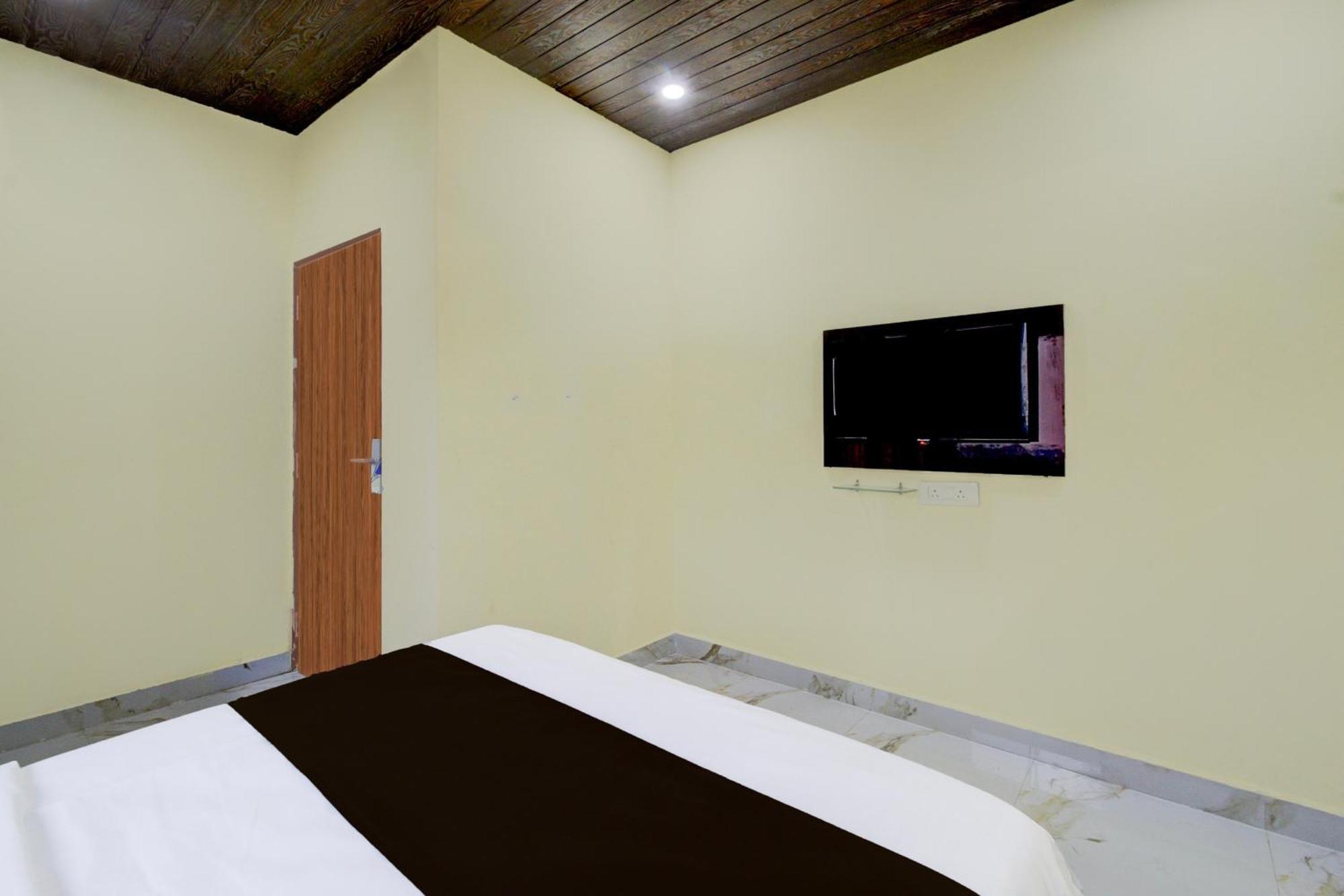 Hotel Super Collection O Srisailam Highway Shamshabad Exterior foto